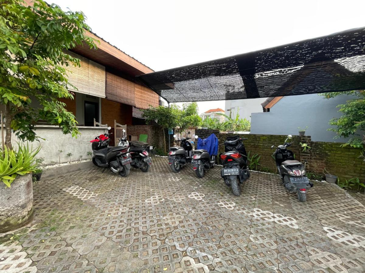Belimbing Guest House Canggu Bagian luar foto