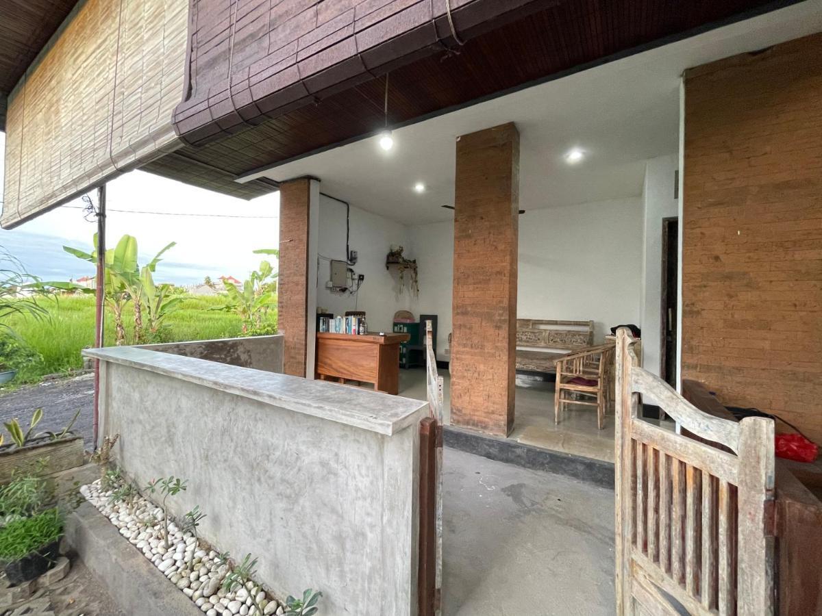 Belimbing Guest House Canggu Bagian luar foto
